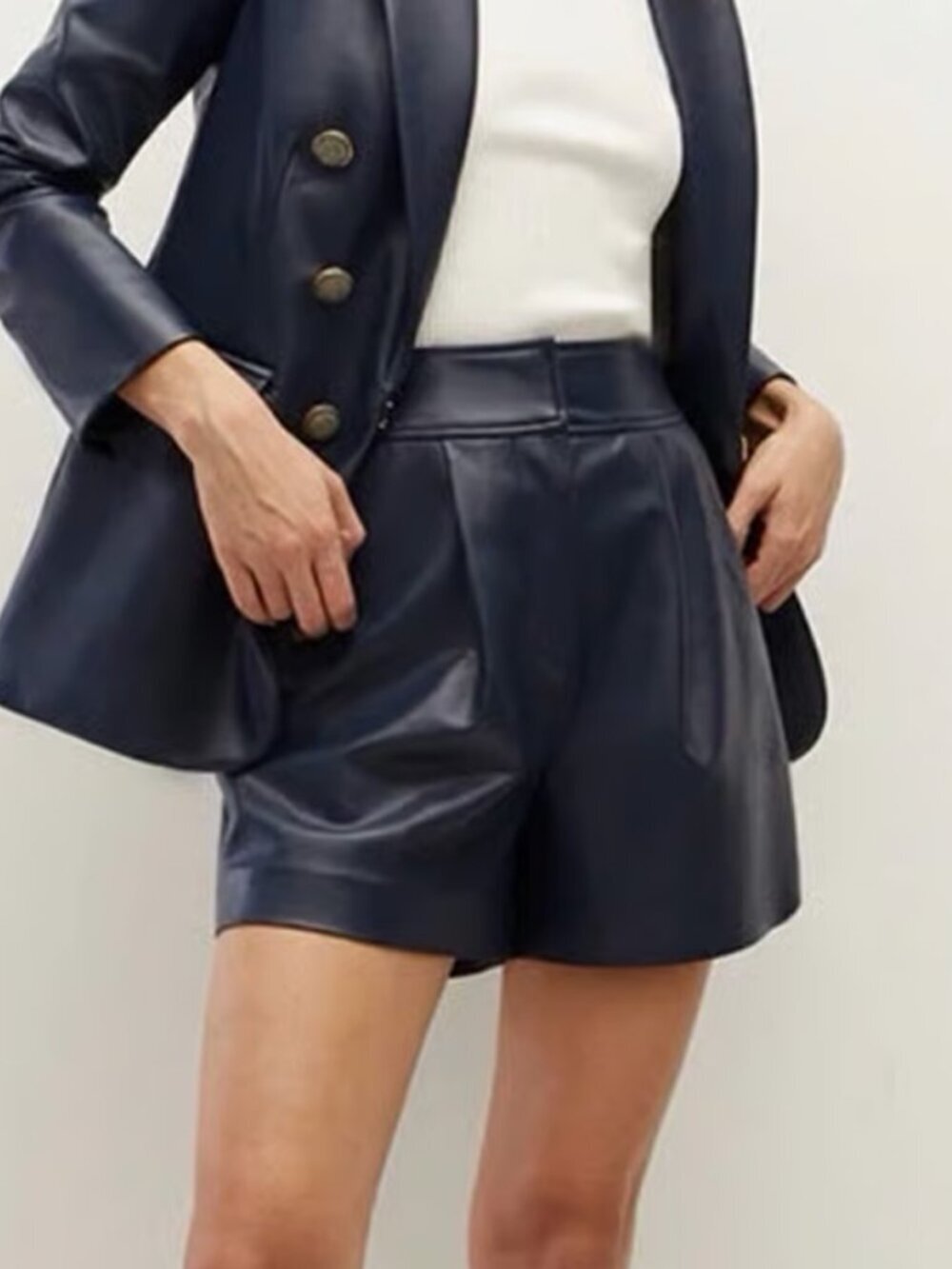 Veronica Beard Haina Navy Vegan Leather Shorts Size 12